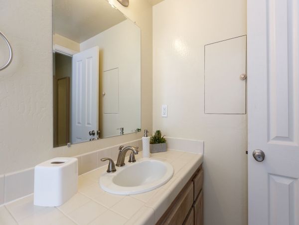 San Diego Beach Communities North Condo 995655