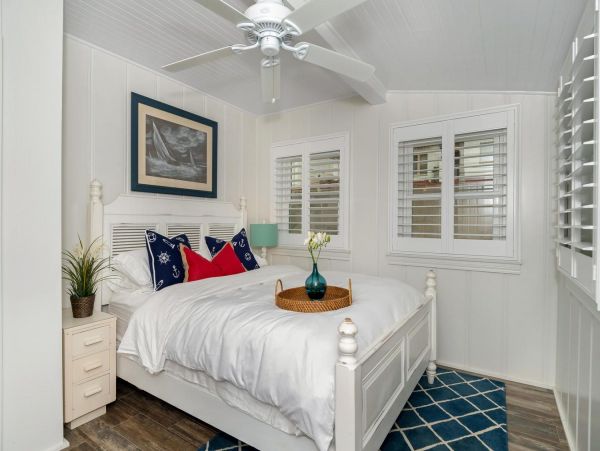 San Diego Beach Communities North Home 995656