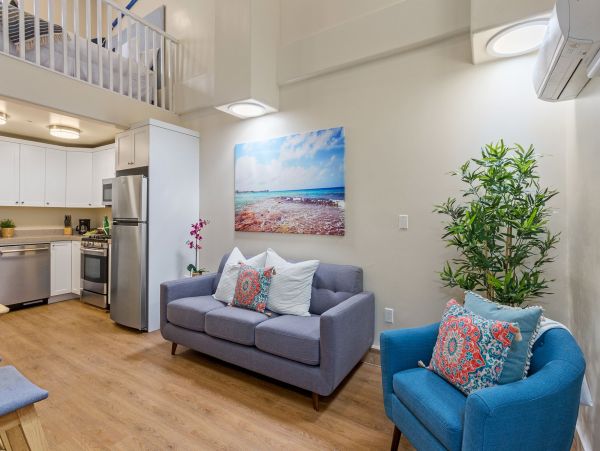 San Diego Beach Communities North Home 995657