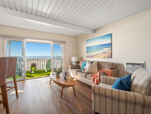 San Diego Beach Communities North Condo 995660