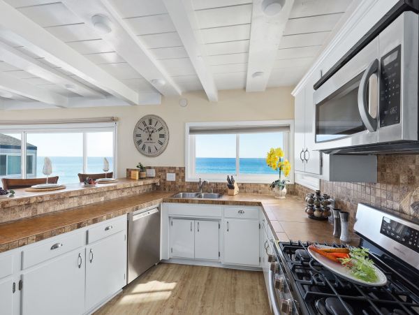 San Diego Beach Communities North Condo 995661