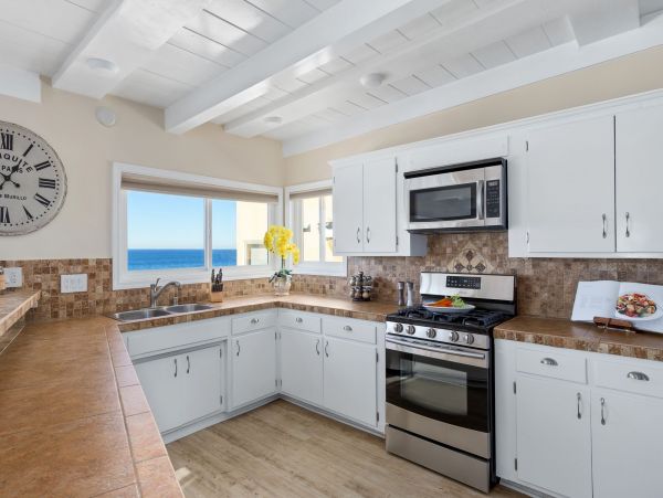San Diego Beach Communities North Condo 995661
