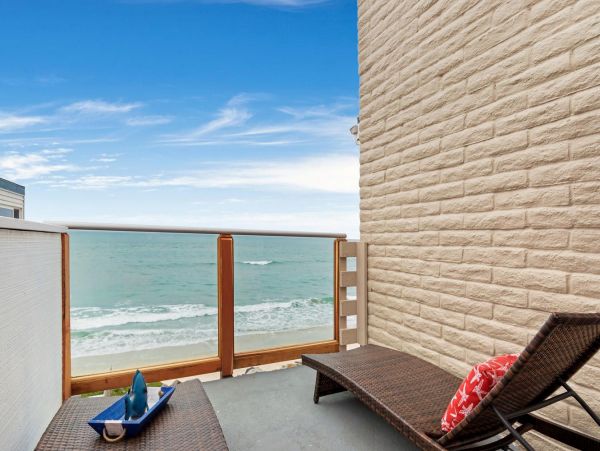 San Diego Beach Communities North Condo 995661