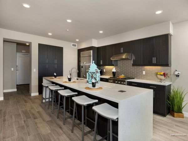 San Diego Beach Communities North Condo 995664
