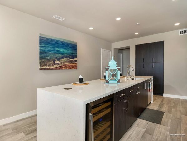 San Diego Beach Communities North Condo 995664