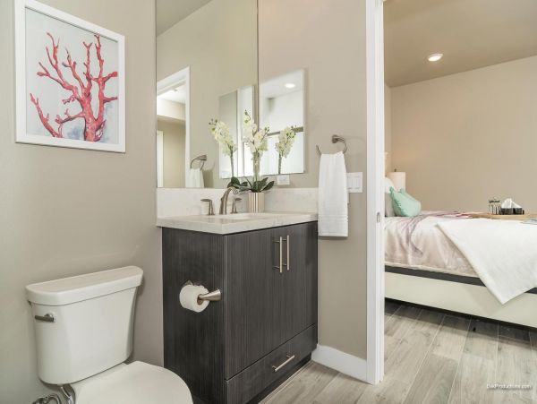 San Diego Beach Communities North Condo 995664