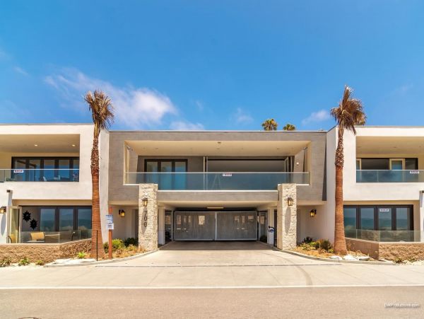 San Diego Beach Communities North Condo 995664