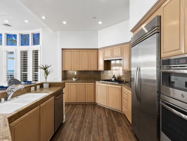 San Diego Beach Communities North Condo 995665