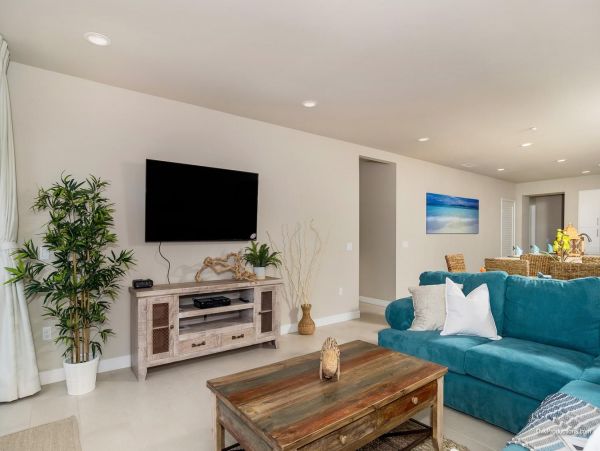 San Diego Beach Communities North Condo 995666