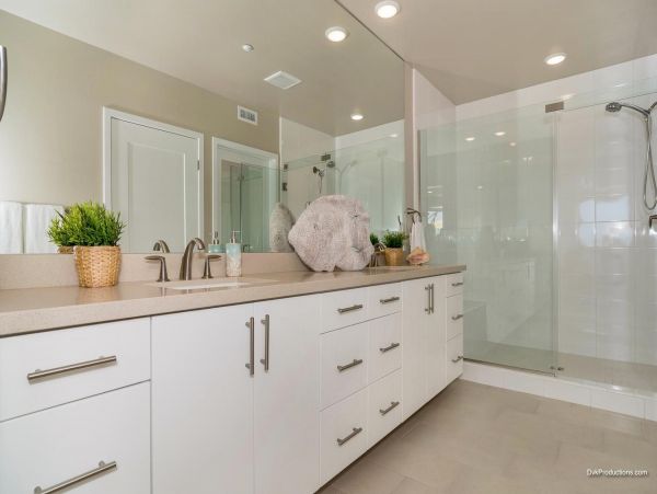 San Diego Beach Communities North Condo 995666