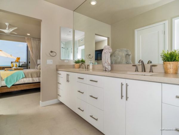 San Diego Beach Communities North Condo 995666