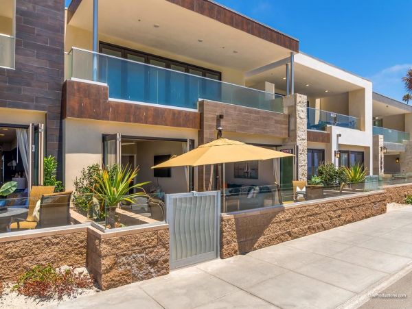 San Diego Beach Communities North Condo 995666