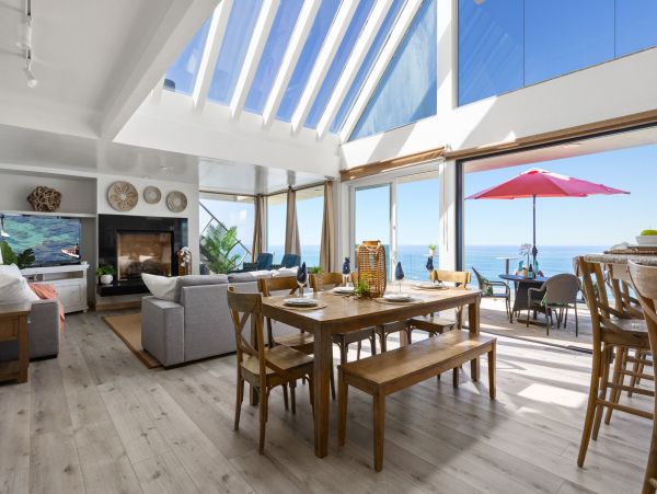 San Diego Beach Communities North Home 995667