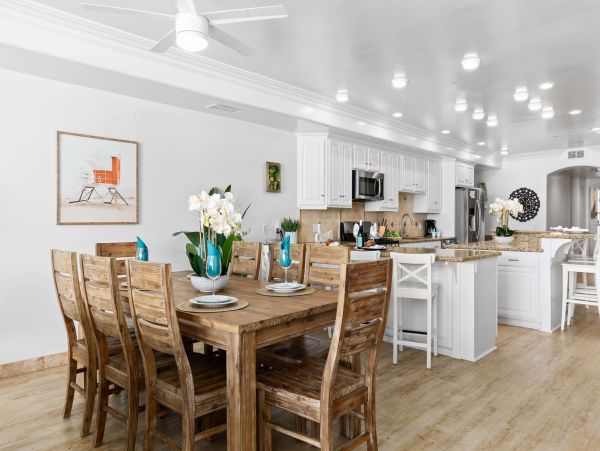Oceanside Vacation Condo Five Bedroom Oceanfront