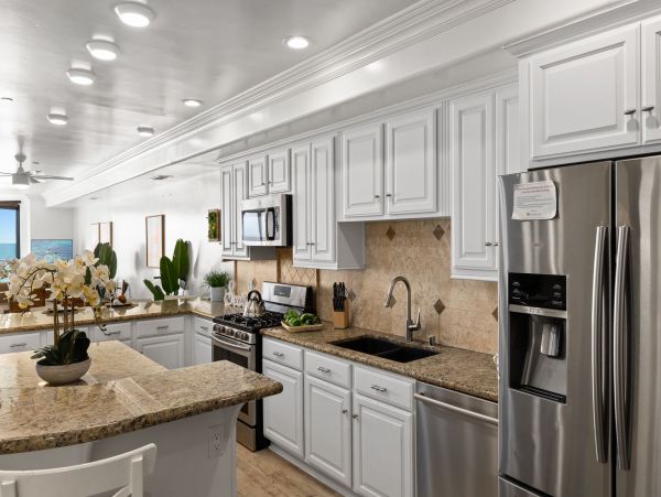 Oceanside Vacation Condo Five Bedroom Oceanfront