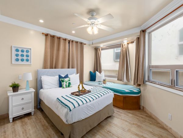 Oceanside Vacation Condo Five Bedroom Oceanfront