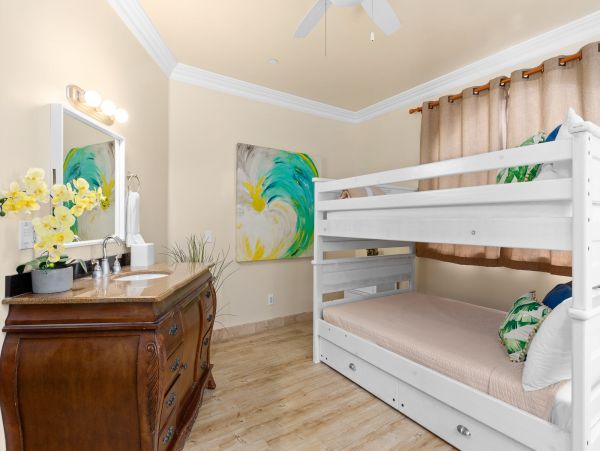 Oceanside Vacation Condo Five Bedroom Oceanfront