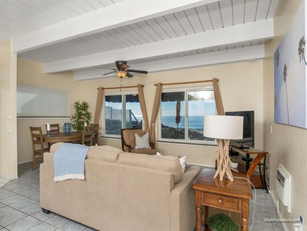 San Diego Beach Communities North Condo 995674