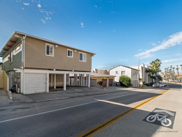 San Diego Beach Communities North Condo 995674