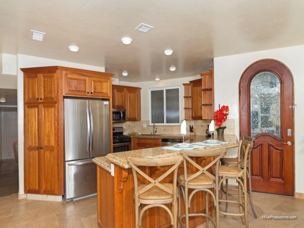 San Diego Beach Communities North Condo 995675