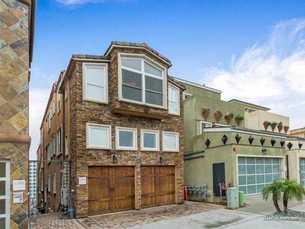San Diego Beach Communities North Condo 995675