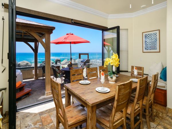 Twelve Bedroom Luxury Vacation Home Away from Home