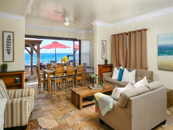 Twelve Bedroom Luxury Vacation Home Away from Home