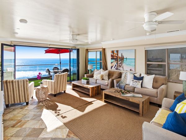 Twelve Bedroom Luxury Vacation Home Away from Home