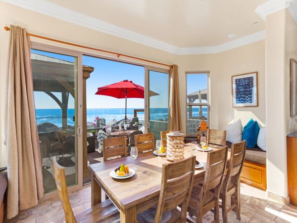 Twelve Bedroom Luxury Vacation Home Away from Home