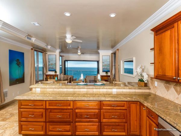 Twelve Bedroom Luxury Vacation Home Away from Home