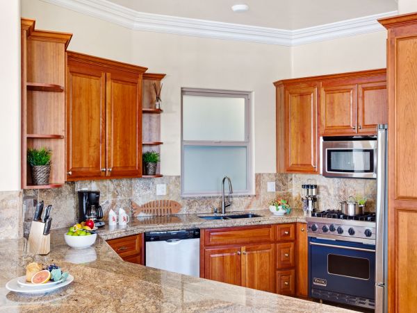 Twelve Bedroom Luxury Vacation Home Away from Home