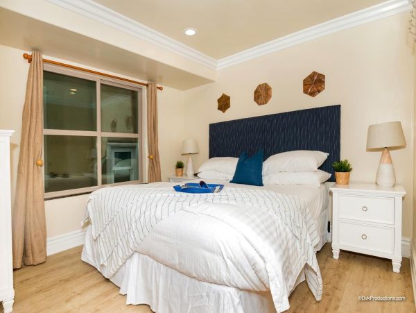 Twelve Bedroom Luxury Vacation Home Away from Home