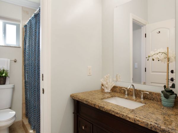 San Diego Beach Communities North Condo 995678