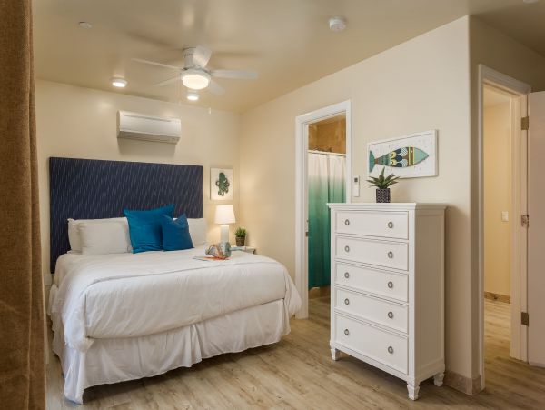 San Diego Beach Communities North Condo 995679