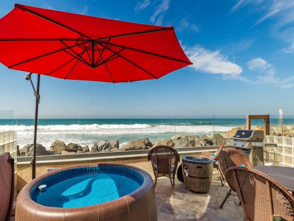 San Diego Beach Communities North Condo 995680