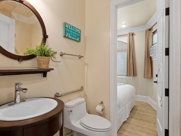 San Diego Beach Communities North Condo 995680