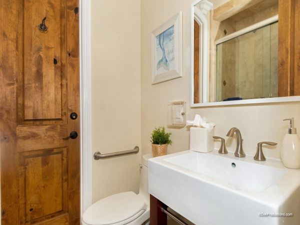 San Diego Beach Communities North Condo 995681