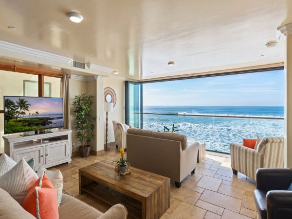 San Diego Beach Communities North Condo 995684