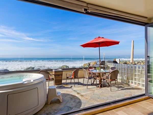 San Diego Beach Communities North Condo 995684