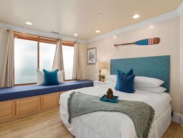 San Diego Beach Communities North Condo 995684
