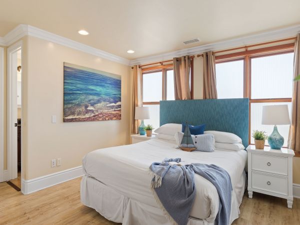 San Diego Beach Communities North Condo 995684