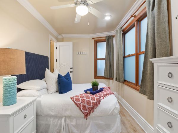 San Diego Beach Communities North Condo 995684