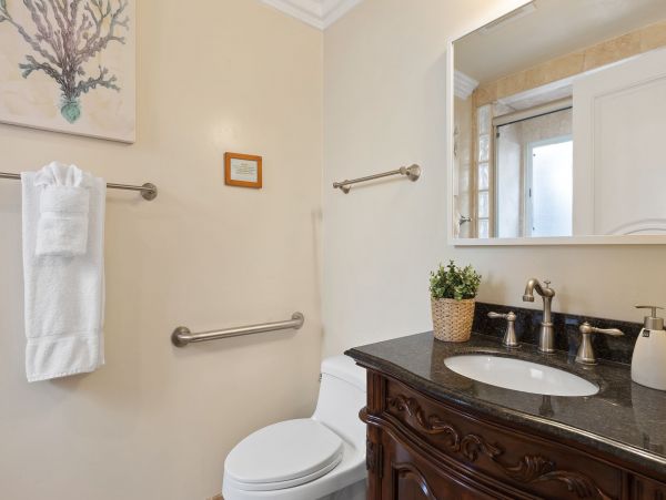 San Diego Beach Communities North Condo 995684