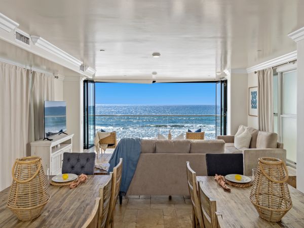 Oceanfront Beach Home Oceanside California. Pacific Beauty!