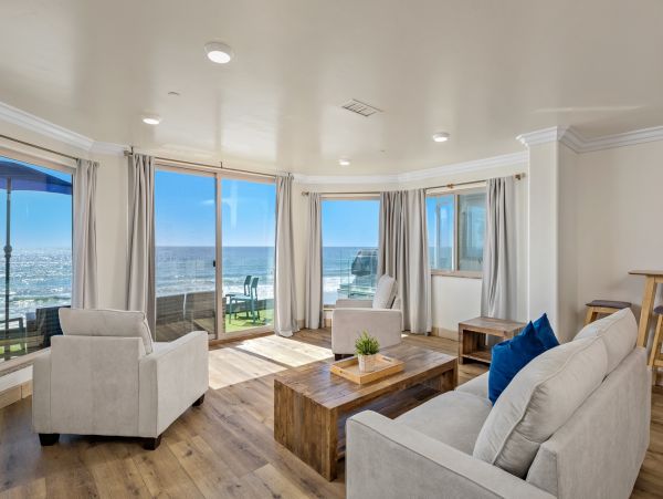 Oceanfront Beach Home Oceanside California. Pacific Beauty!