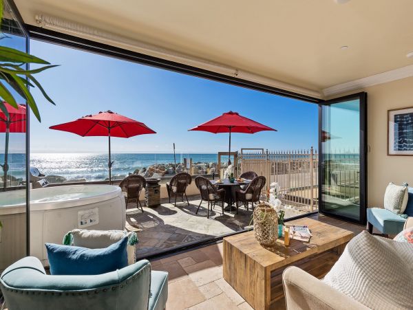 San Diego Luxury Duplex 11 Bedrooms Sleeps 26 Guests