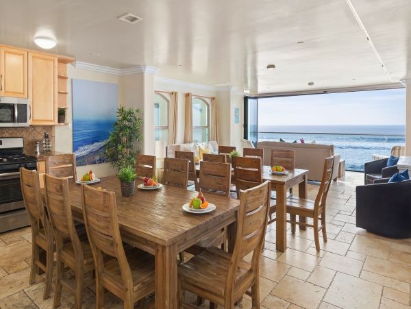 San Diego Luxury Duplex 11 Bedrooms Sleeps 26 Guests