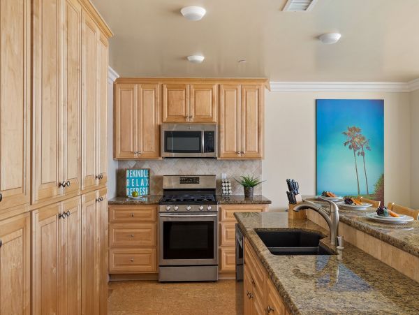 San Diego Luxury Duplex 11 Bedrooms Sleeps 26 Guests