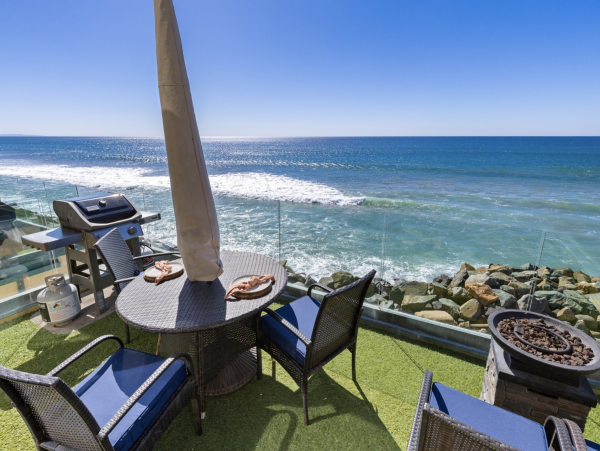 San Diego Luxury Duplex 11 Bedrooms Sleeps 26 Guests