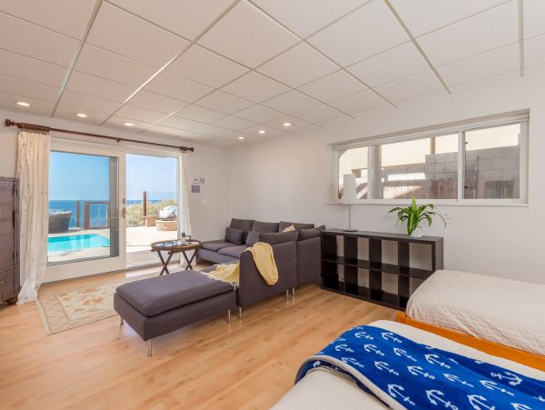 San Diego Beach Communities North Home 995690